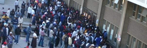 Chaos at refugee reception centre in Cape Town, 2008